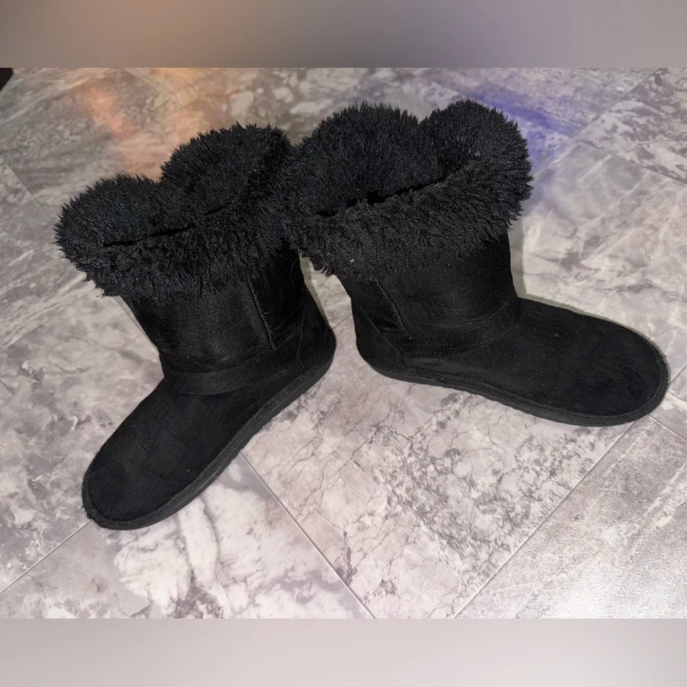 The Children’s Place Girls Black Faux Fur Winter Boots Size 2